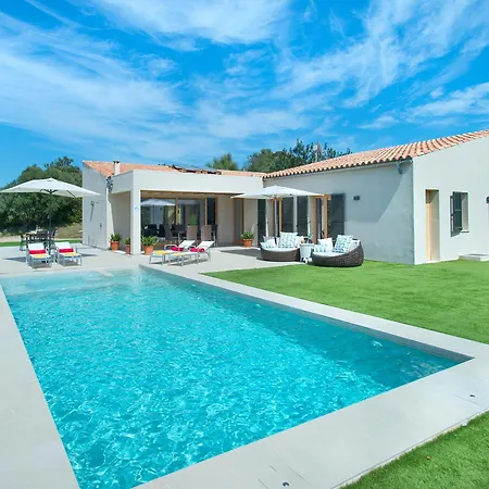 Owl Mir - Luxury Retreat Villa *